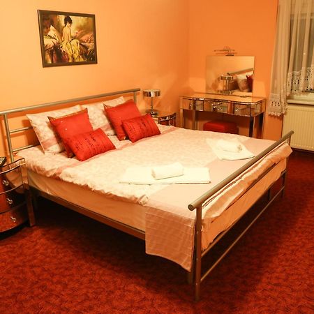 Luxury Brasov Lägenhet Exteriör bild