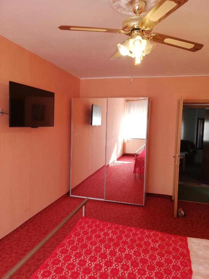 Luxury Brasov Lägenhet Exteriör bild